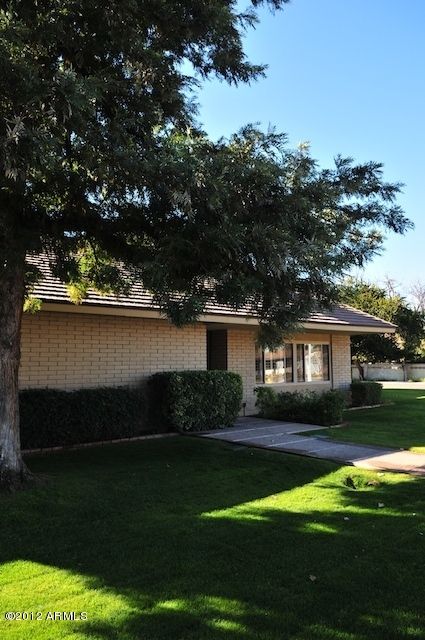 217 E Glenn Dr, Phoenix, AZ 85020