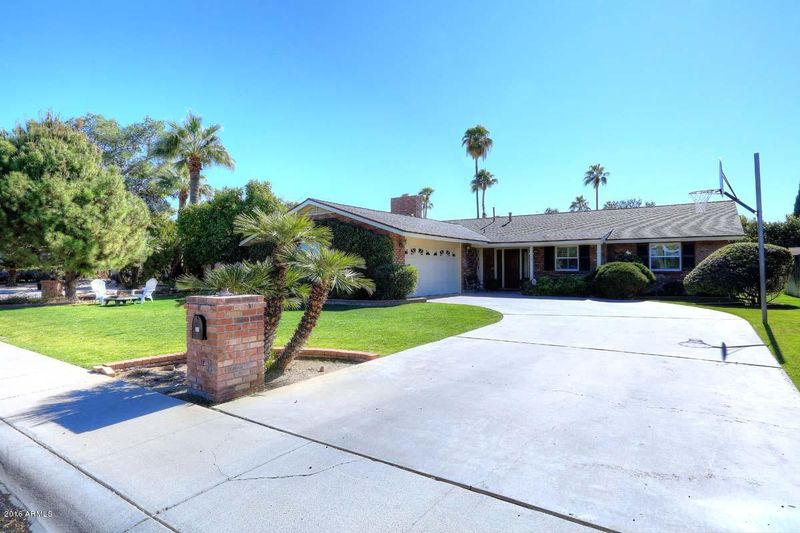 217 W Braeburn Dr, Phoenix, AZ 85023