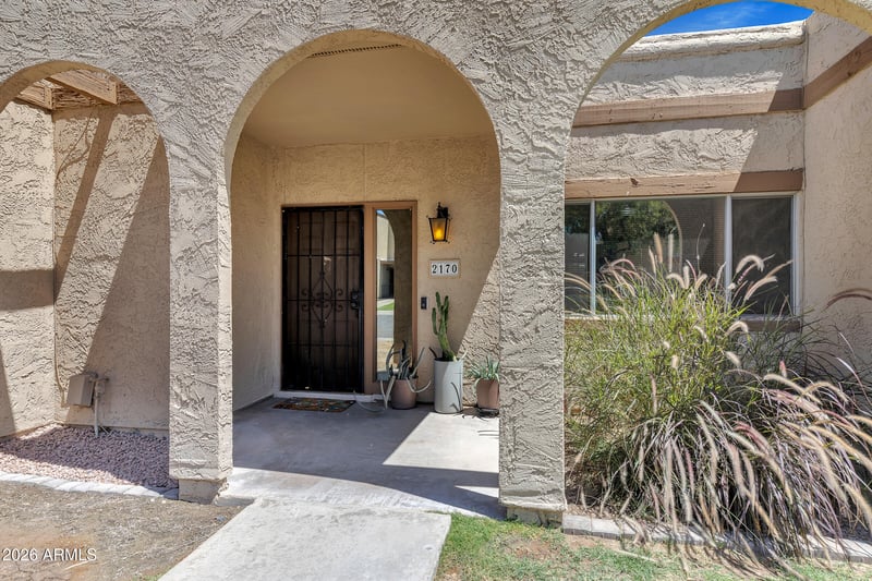 2170 E Minton Dr, Tempe, AZ 85282