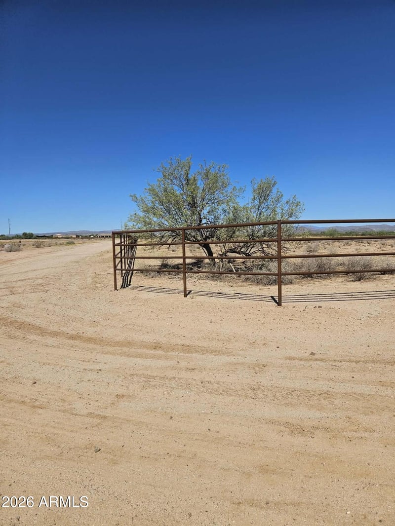 21701 W Galvin St #3, Wittmann, AZ 85361