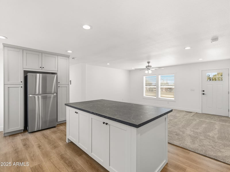 2171 Valley Dr, Apache Junction, AZ 85120