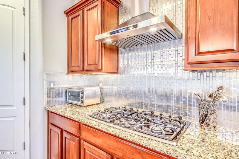 21710 N 39th Pl, Phoenix, AZ 85050