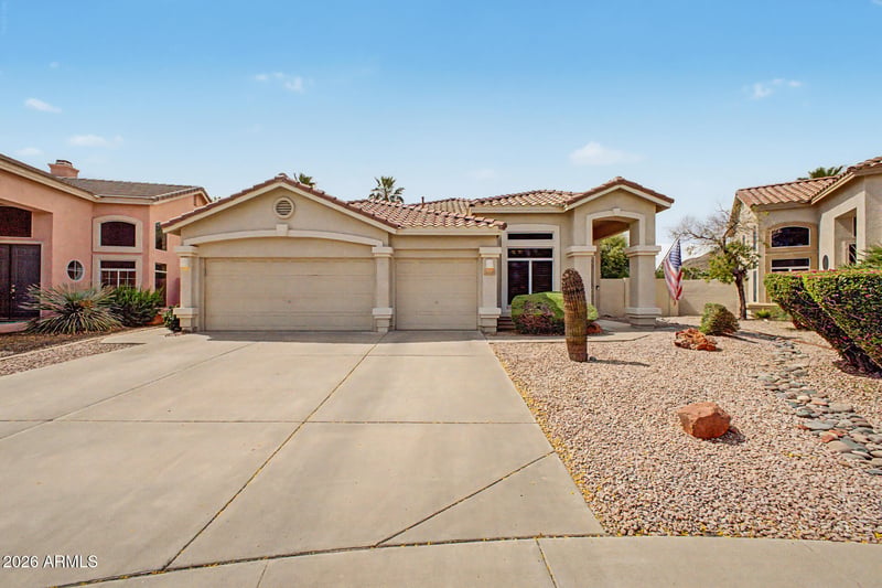 21710 59th Ln, Glendale, AZ 85308