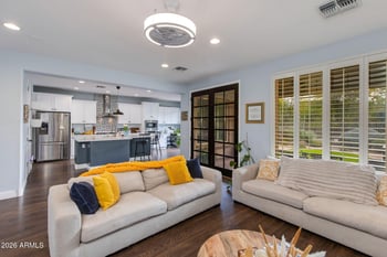 21711 39th Pl, Phoenix, AZ 85050