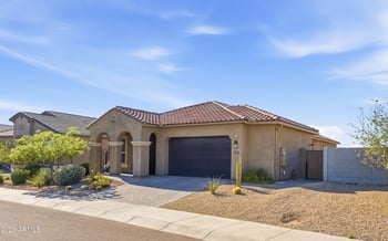 21718 58th St, Phoenix, AZ 85054