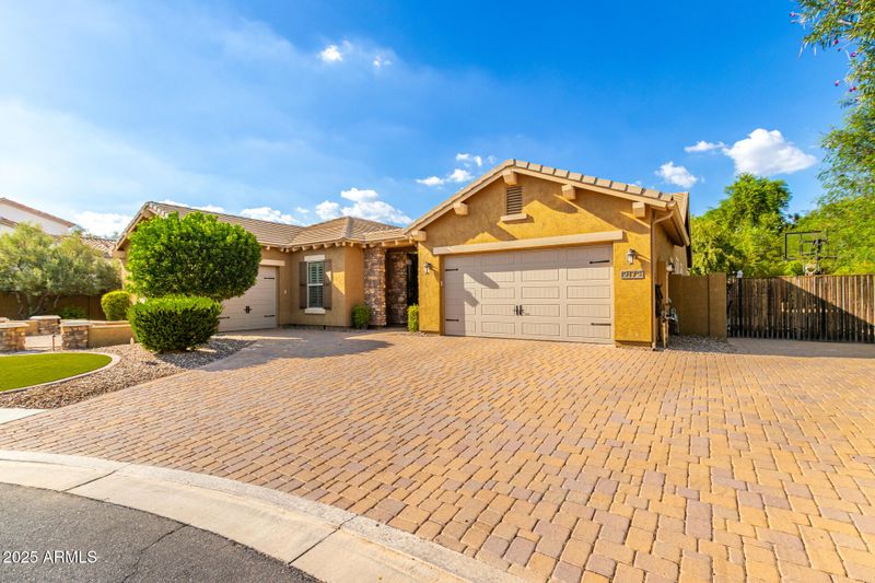 2172 E Coconino Pl, Chandler, AZ 85249