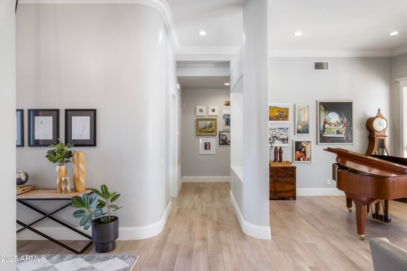 21722 61st Dr, Glendale, AZ 85308