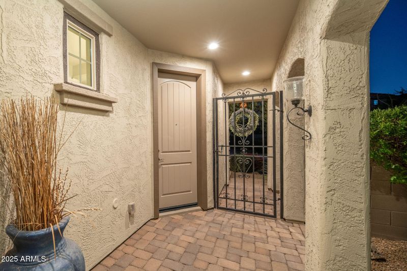21724 N 36th St, Phoenix, AZ 85050