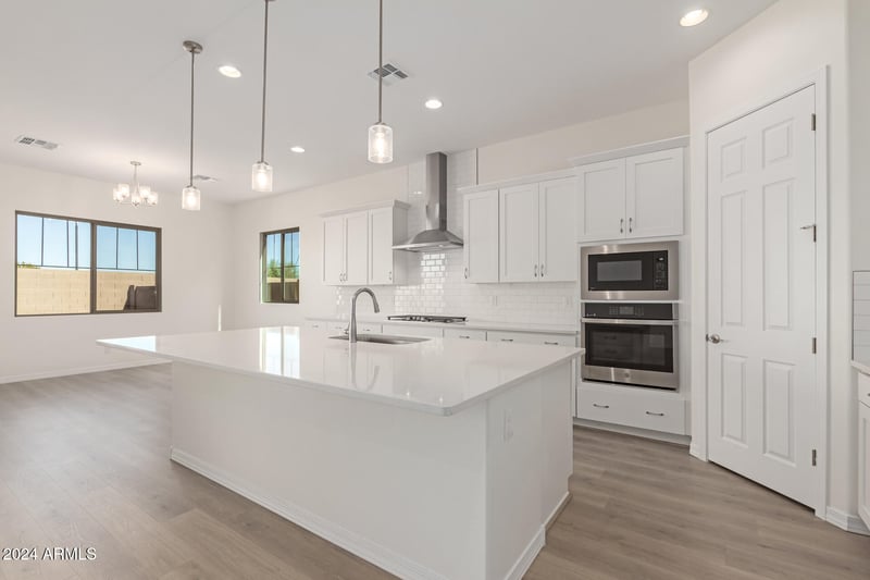 21726 Lords Way, Queen Creek, AZ 85142