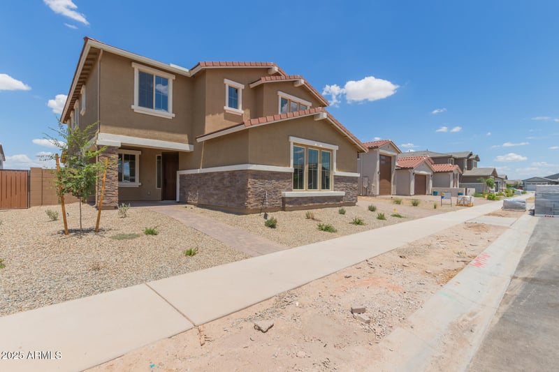 21726 Saddle Way, Queen Creek, AZ 85142