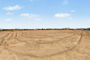 21735 W Montanoso Dr, Wittmann, AZ 85361