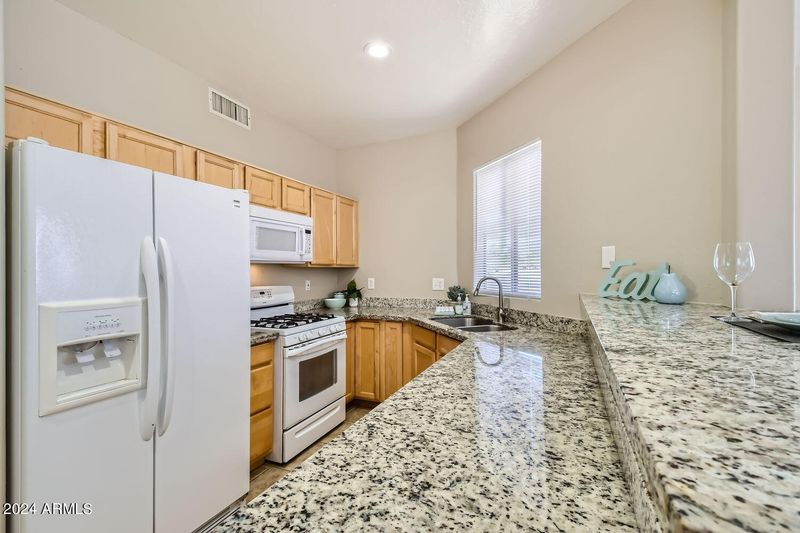 2174 N Bogle Ave, Chandler, AZ 85225