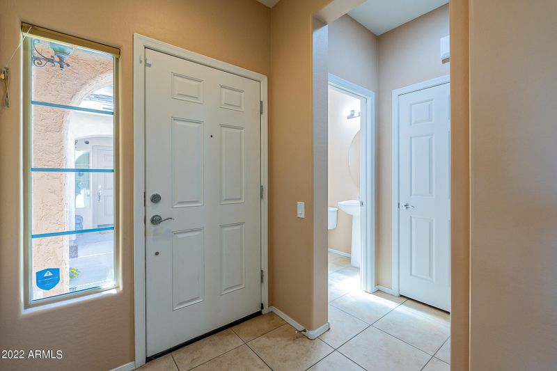 2174 W Scully Dr, Phoenix, AZ 85023