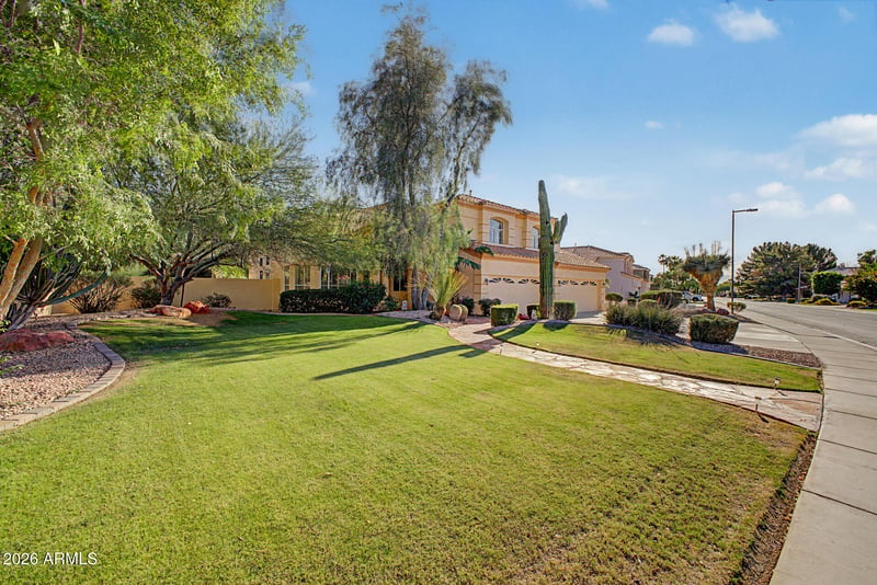 2175 Sierra Madre Ave, Gilbert, AZ 85296