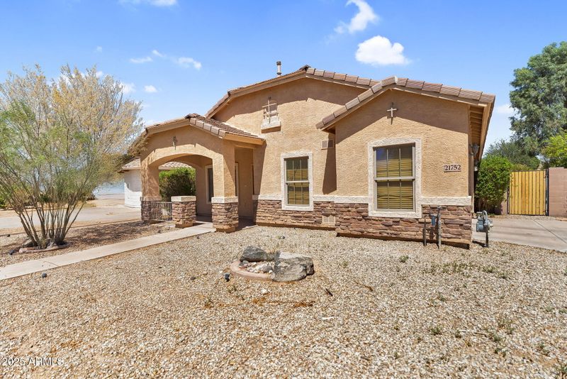 21752 E Domingo Rd, Queen Creek, AZ 85142