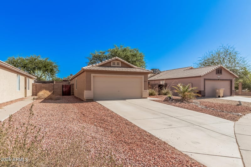 2176 20th Ave, Apache Junction, AZ 85120