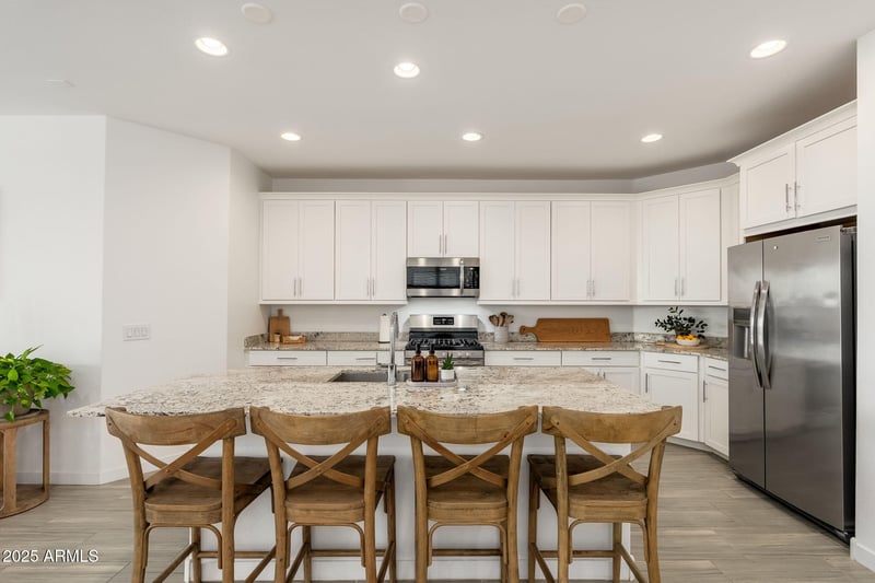 2179 Burnside Trl, Phoenix, AZ 85085