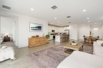 2179 Burnside Trl, Phoenix, AZ 85085