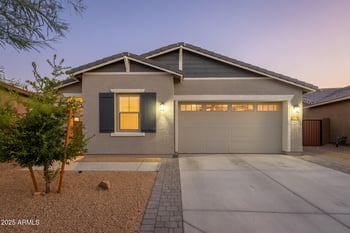 2179 Burnside Trl, Phoenix, AZ 85085