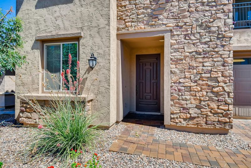 218 E Canyon Way, Chandler, AZ 85249