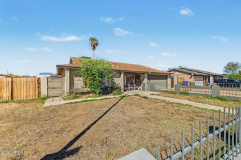 218 N 25th St, Mesa, AZ 85213