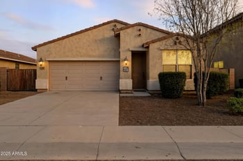 218 Santori Dr, San Tan Valley, AZ 85140