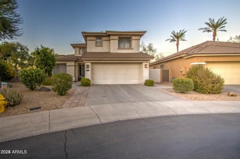 218 Sunburst Ln, Tempe, AZ 85284