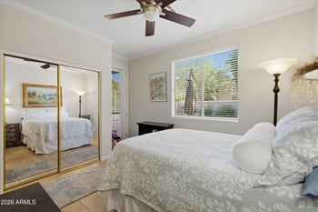 218 Vinedo Ln, Tempe, AZ 85284