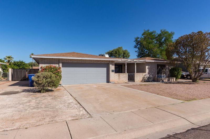 2180 E Broadmor Dr, Tempe, AZ 85282