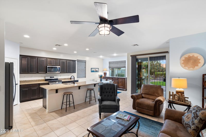 2180 Emrie Ave, San Tan Valley, AZ 85144