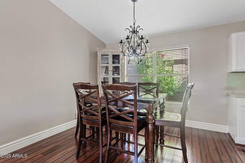 21808 48th Pl, Phoenix, AZ 85054