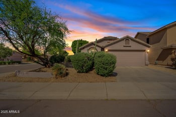 21808 48th Pl, Phoenix, AZ 85054