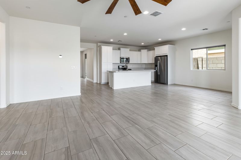 2181 N 211th Dr, Buckeye, AZ 85396