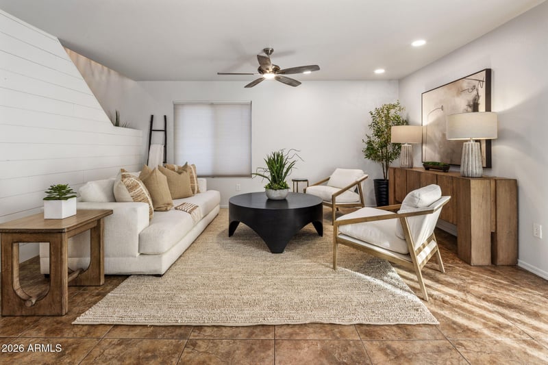 21813 40th Way, Phoenix, AZ 85050