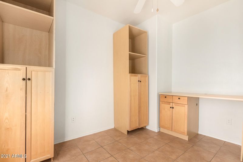 21814 N 40th Way, Phoenix, AZ 85050