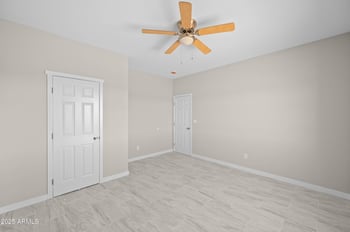 21820 White Pine Dr, Wittmann, AZ 85361