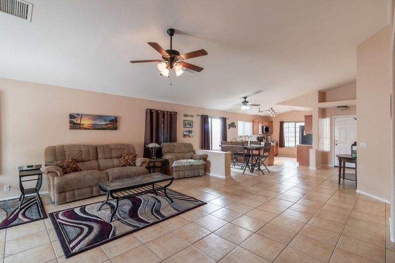 21834 N 34th Ave, Phoenix, AZ 85027