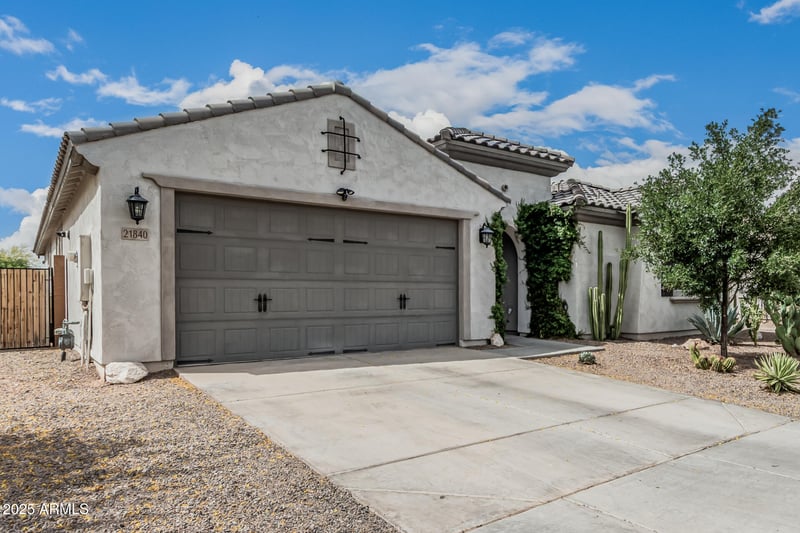 21840 260th Ln, Buckeye, AZ 85396