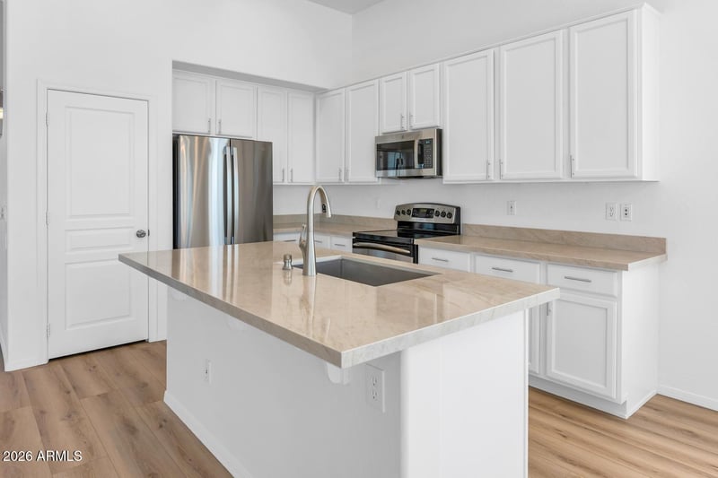 21843 N 51st St, Phoenix, AZ 85054