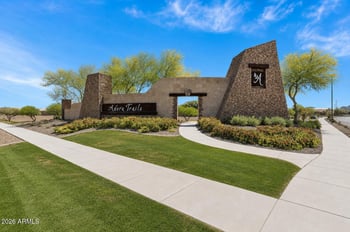 2185 Hazeltine Way, Gilbert, AZ 85298