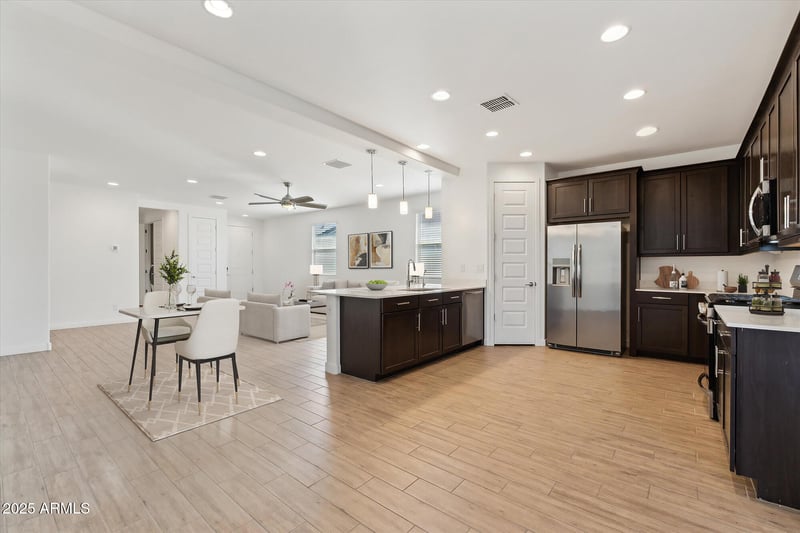 2187 Burnside Trl, Phoenix, AZ 85085