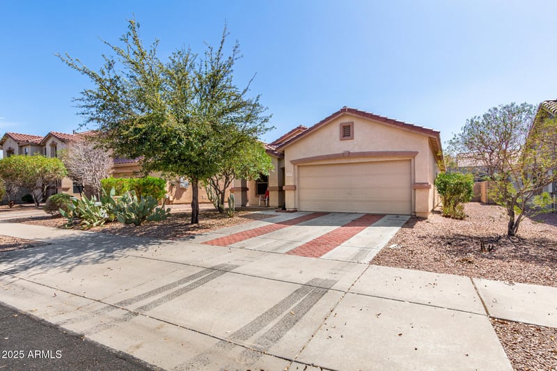 219 Valley View Dr, Phoenix, AZ 85042