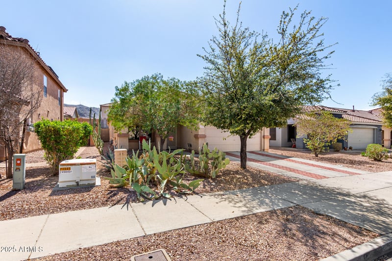 219 Valley View Dr, Phoenix, AZ 85042