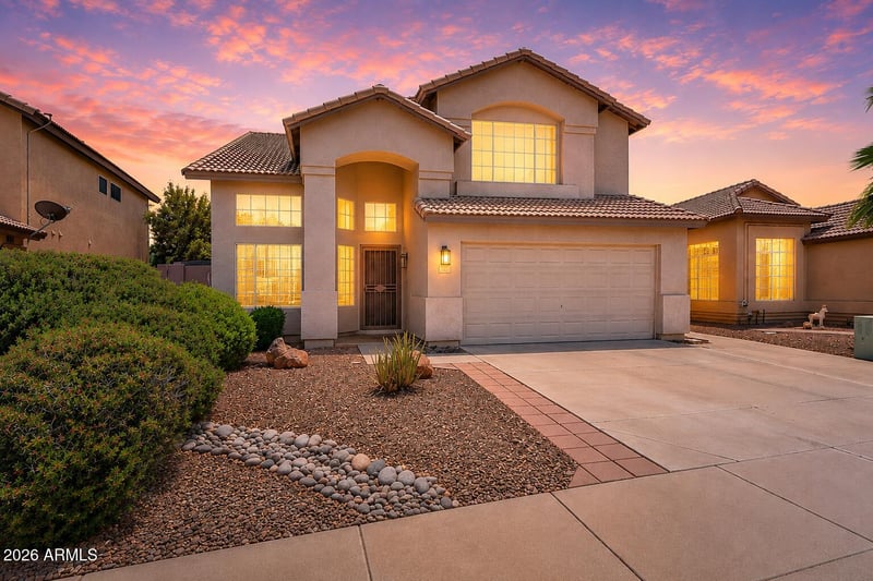 219 W Angela Dr, Phoenix, AZ 85023