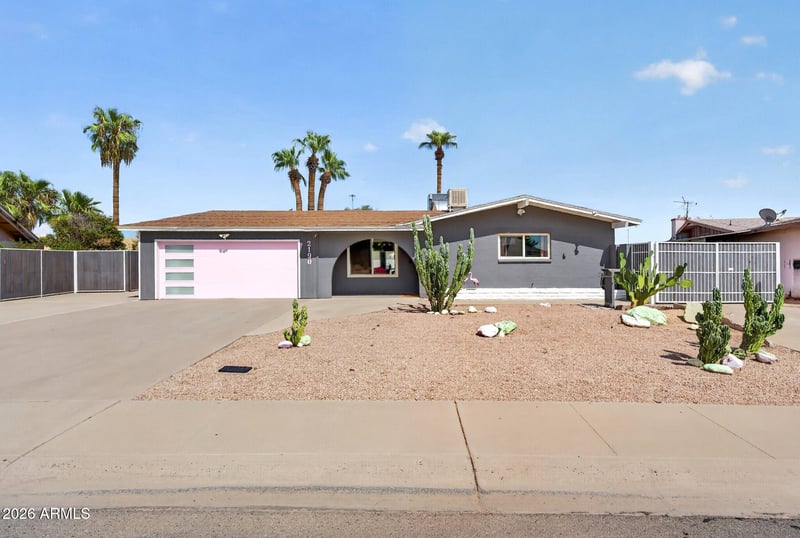 2190 E Greenway Dr, Tempe, AZ 85282