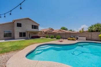 2190 Navajo Way, Chandler, AZ 85286