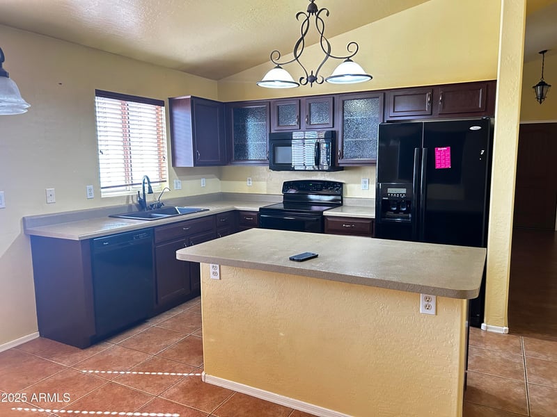 2191 105th Dr, Avondale, AZ 85392