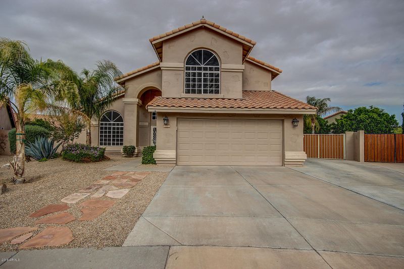21910 N 72nd Dr, Glendale, AZ 85310