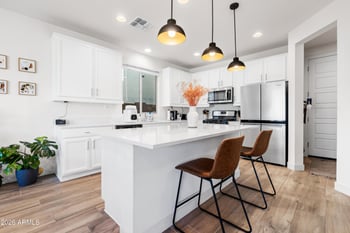 21927 31st Pl, Phoenix, AZ 85050