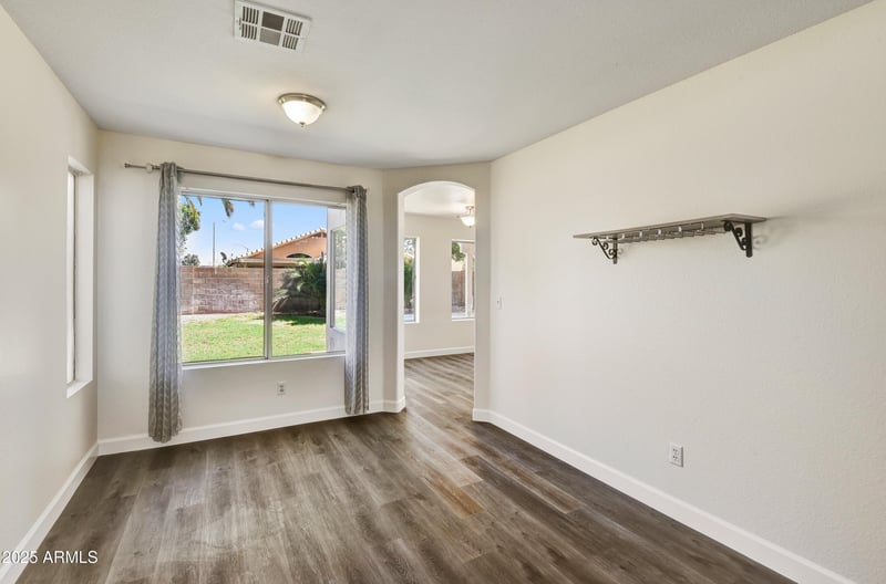 21927 74th Ln, Glendale, AZ 85310